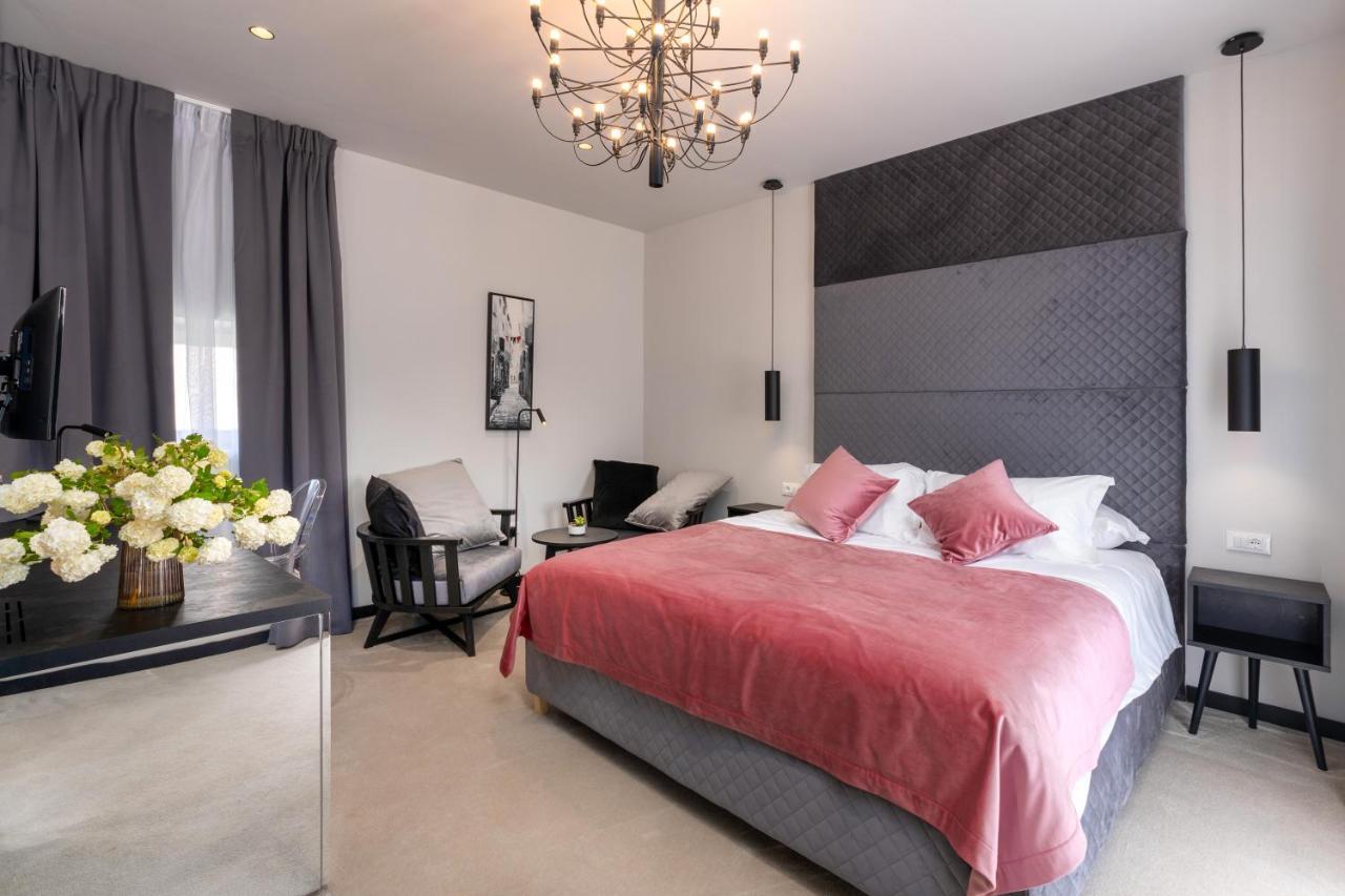 Exclusive Rooms In Casa Manzolin Porec Bagian luar foto