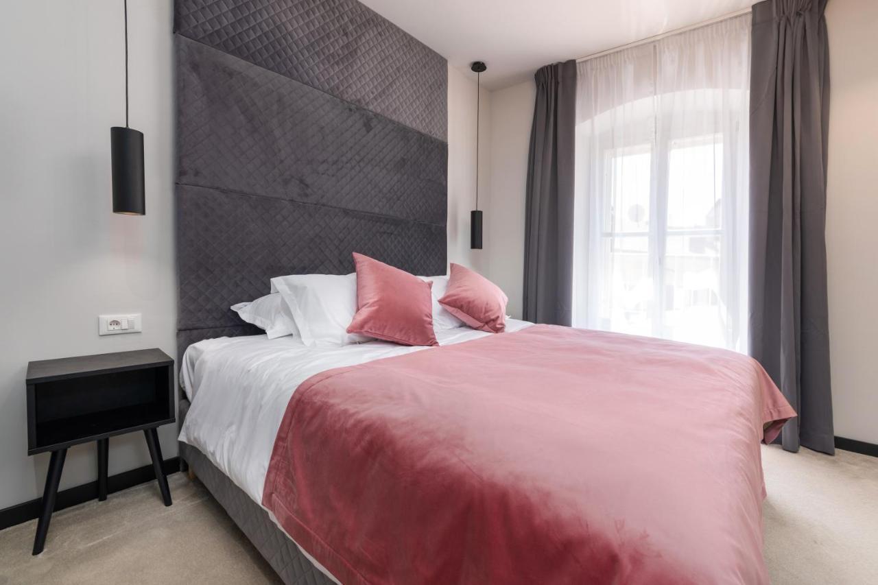 Exclusive Rooms In Casa Manzolin Porec Bagian luar foto